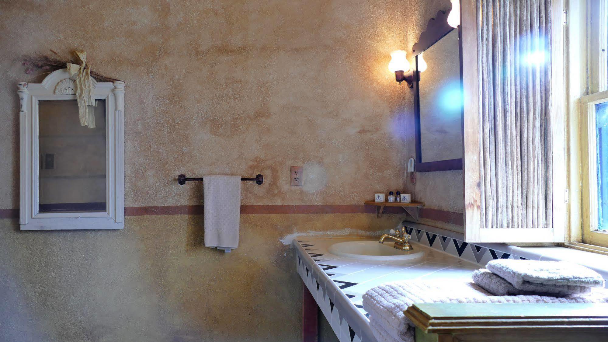 Rancho De La Osa Guest Ranch Hotel Sasabe ภายนอก รูปภาพ